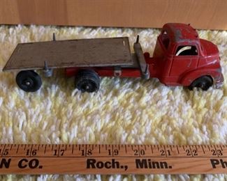 CLEARANCE  !  $6.00 NOW, WAS $30.00................Toy Truck (P1025)