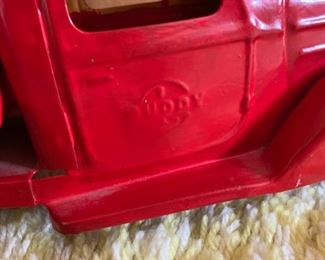 close up:Buddy L Sit and Ride (P1026)