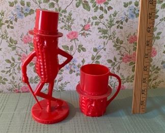 HALF OFF!  $12.50 NOW, WAS $25.00..................Mr Peanut Red Plastic Cup and Bank (P1037)