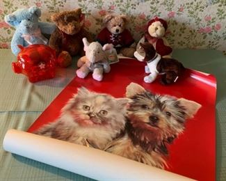 CLEARANCE  !  $3.00 NOW, WAS $10.00...............Plush Toy Bears and Kitty/Puppy Poster (P1042)
