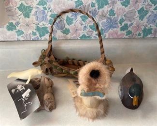 HALF OFF!  $6.00 NOW, WAS $12.00................Figurines (PP6)