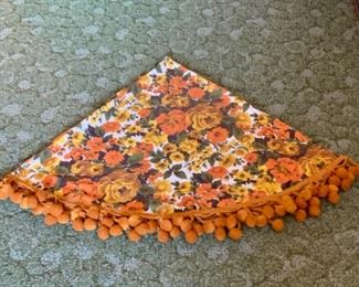 HALF OFF!  $8.00 NOW, WAS $16.00.........................62” Round Vintage Floral Tablecloth (P1074)