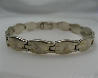 Sterling Silver 8in Bracelet
