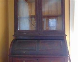Roll Top Desk with Hutch