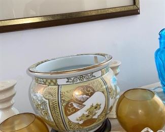Gold Imari bowl $85