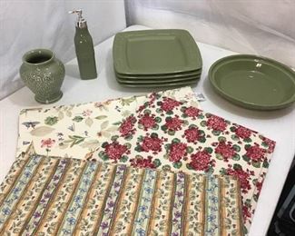 127Longaberger Pottery Placemat Sets