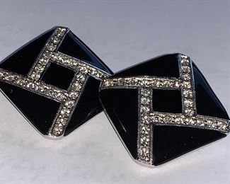 "Art Deco 89" Clip Earrings in very good condition. Marked on back Art Deco 89 and "B042"