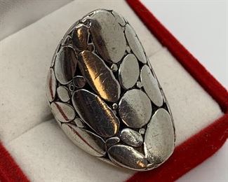 John Hardy Sterling Silver Ring - size 5.25. Hallmarked inside 