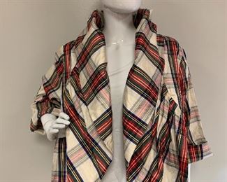 Beautiful Ladies Light Weight Coat - in a wonderful plaid print. So many choices with this clothing item. Pair it with black, red, green or more!  made by "Vitamin" and in size XL. Appears to be made of silk 