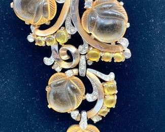 A very unique and beautiful vintage Brooch by Mazer - lovely peach design! Some wear on the gold. Measures 4" long 