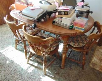 39A TABLE CHAIRS