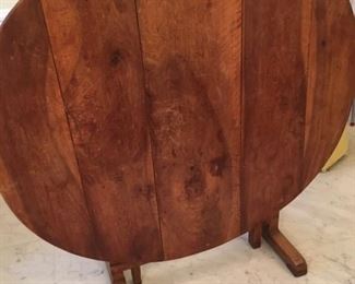 French Country Tilt Top Table