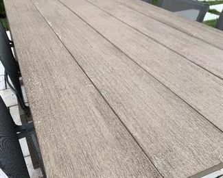 The Kiln Dried Teak is evident with close up picture
