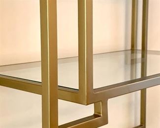 Close up of the Greek Key detail