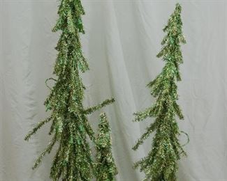 Green Tinsel Tree Set
