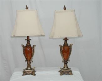 Set of 2 Vintage Lamps
