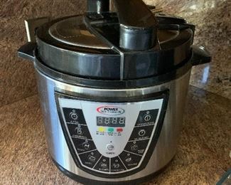 Pressure cooker