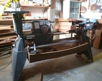Shop Smith Power Tool Wood Working System complete with  Manual.