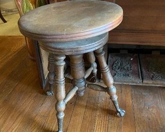 piano stool