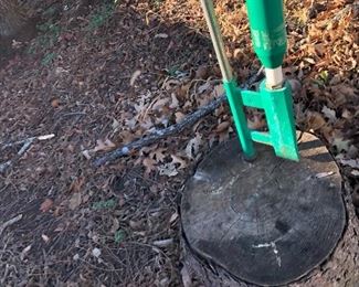 #47) $20 - Hand Powered Wood Splitter.  