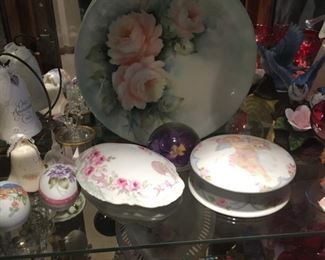 . . . .  some beautiful pieces -- eggs/dresser jars