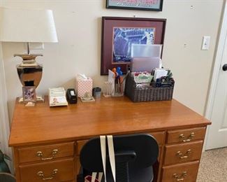 Kneehole desk