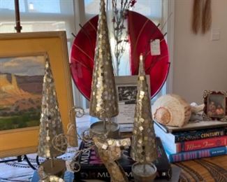 Christmas items, art glass vase