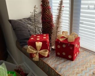 Miscellaneous Christmas items