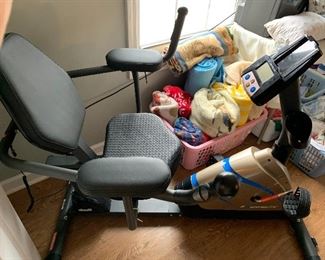 Exerpeutic Therapeutic Fitness Stationary Bike