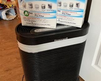 Honeywell Air Purifier with Filters