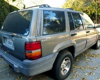 1996 Jeep 4x4
Grand Cherokee
Leather seats
Runs very good
No dents or accidents
112,586 miles