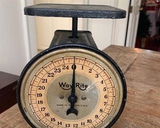 Vintage Way Right 24 Pound Scale....Works!
