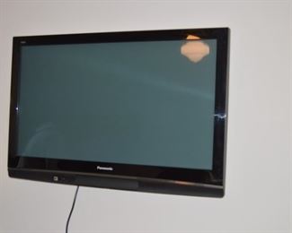 flatscreen tv