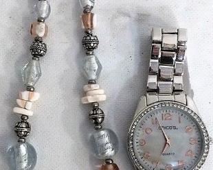 https://connect.invaluable.com/randr/auction-lot/chicos-chunky-metal-necklace-fashion_0344F589D7