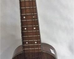 https://connect.invaluable.com/randr/auction-lot/vtg-harmony-delux-ukulele_8C84E13825