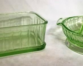 https://connect.invaluable.com/randr/auction-lot/uranium-depression-glass-vintage-juicer_59045A5821