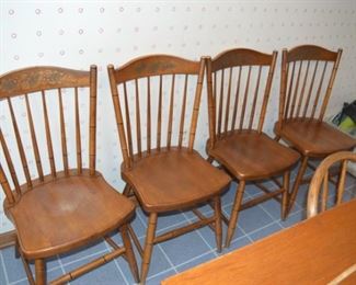 Set of 4 Hitchcock chairs