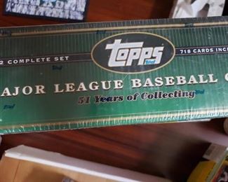 1 Untouched 2002 Topps Factory Set