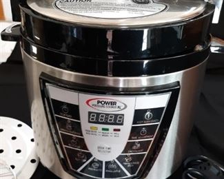 Intertek Power Pressure Cooker like new