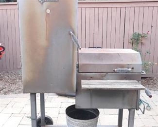 New Braunfels grill and smoker