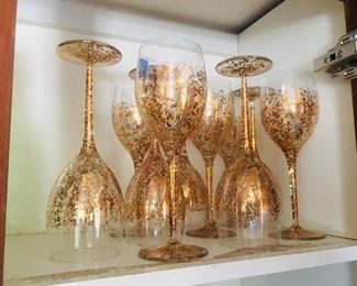 10 Gold Speckled Wine Glass Set