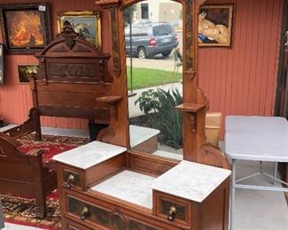 EASTLAKE BEDROOM FURNITURE PRICES REDUCED! $1,500 FOR EVERYTHING!