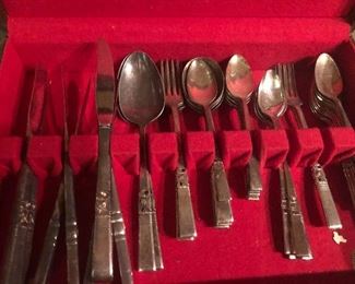 VINTAGE FLATWARE