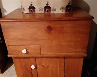 1800s Early American Dough Box