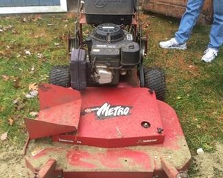 Metro Lawn Mower--Giant Sized--Gitter Dunn!