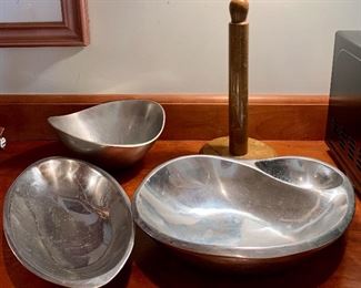 Item 244:  Nambe bowls, Set of 3: $32                                                     Small - 8.75"                                                                                                               Oval - 13"                                                                                                                  (2) Section - 14.5"