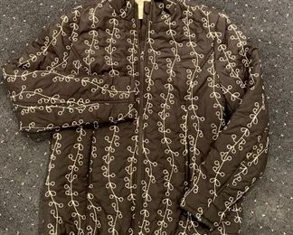 Item 208:  Sahalie Women's size 6: $35