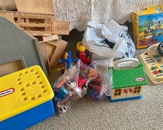 Assorted toys & games!  Make an appointment to shop.  Sign-up link in the details and description section.