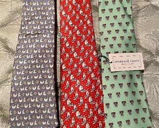 Item 319:  Lot of 3 Vineyard Vines Ties (one for Harvard Business School is NWT): $35