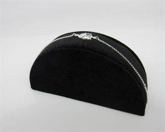 Stone: Abalone Shell
Type: Bracelet
Metal: Sterling Silver